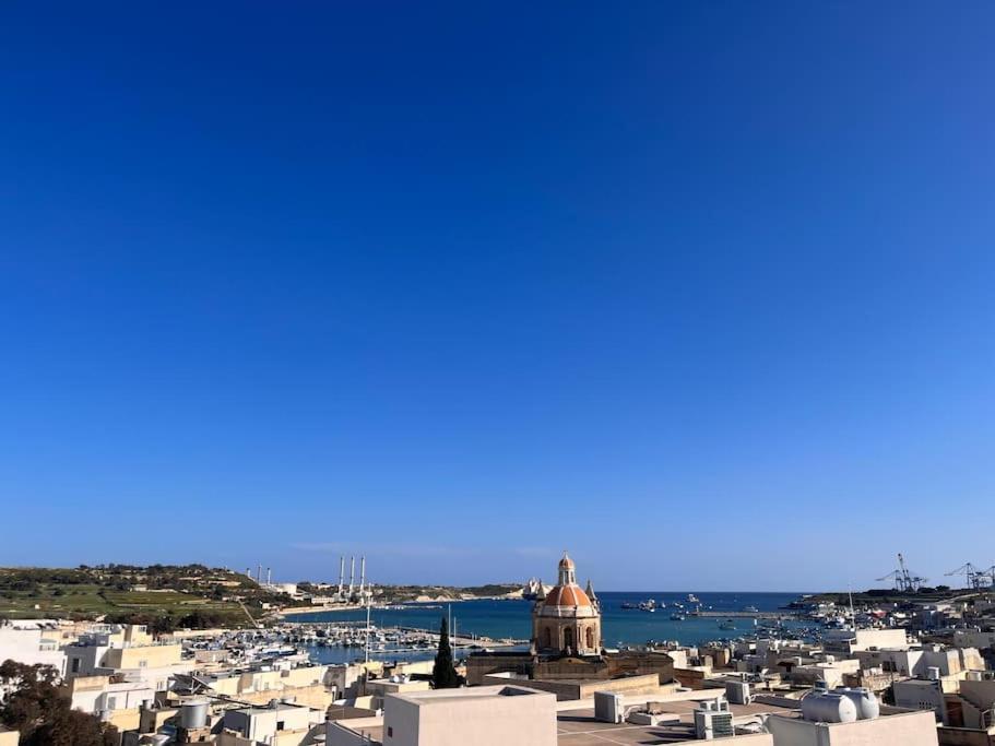 3 Bedroom Penthouse Marsaxlokk